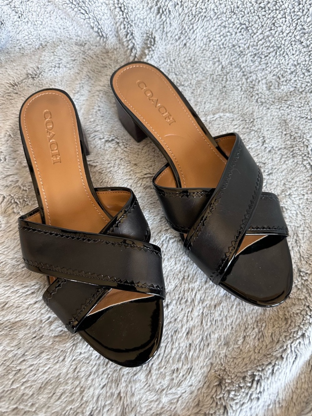 Coach Murielle Black Cross Strap Slide Sandals Sz 9.5
